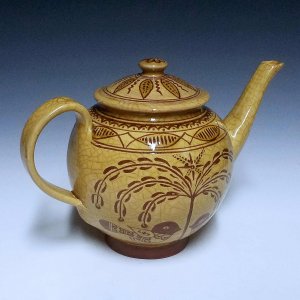 Teapot, sgraffito, Tree of Life