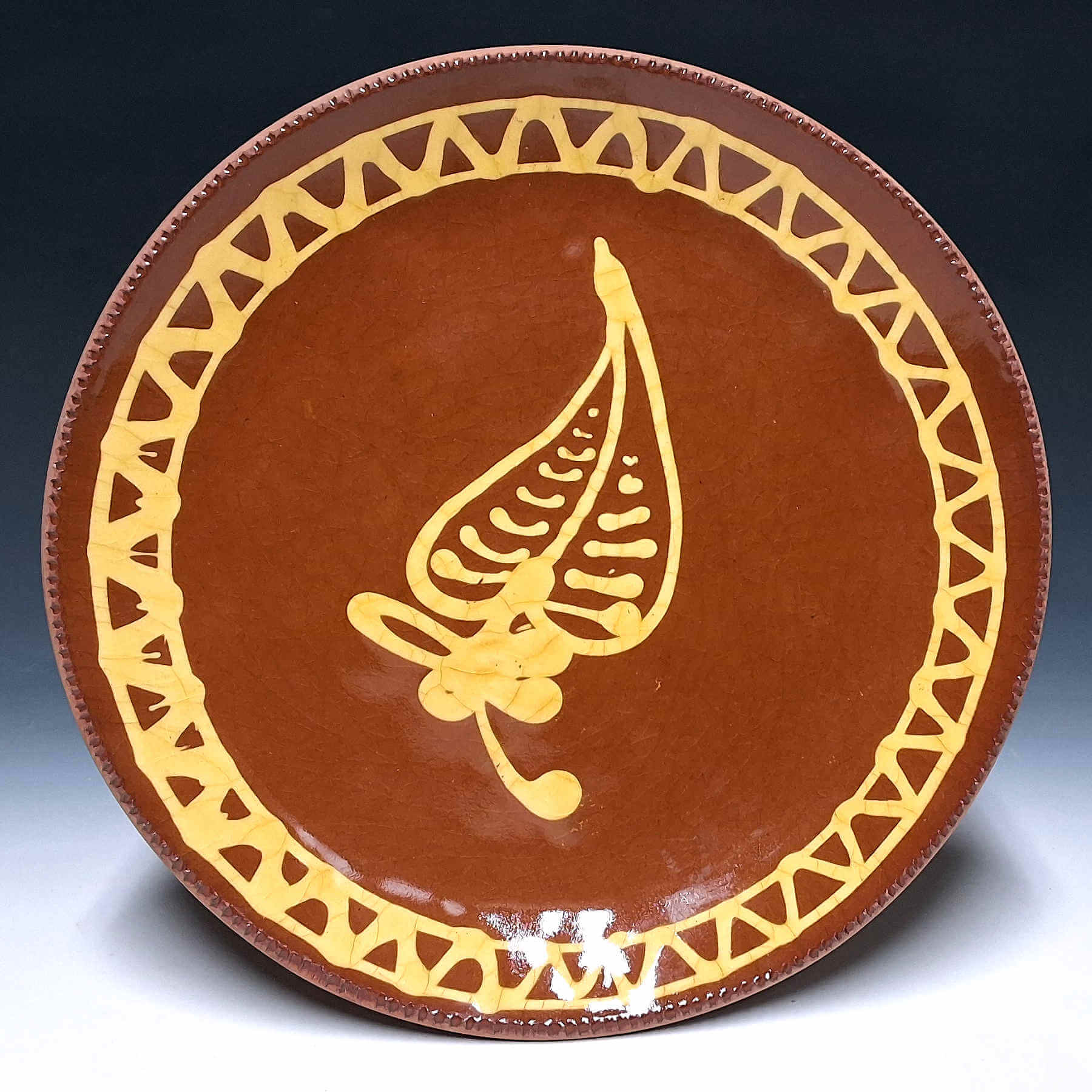 Round Plate, Leaf